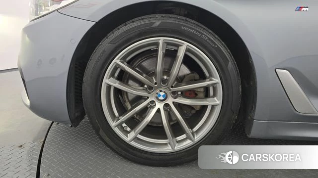 BMW 5 Series (G30) id 4967224 из Кореи 15
