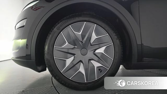 Tesla Model Y id 5045422 из Кореи 29