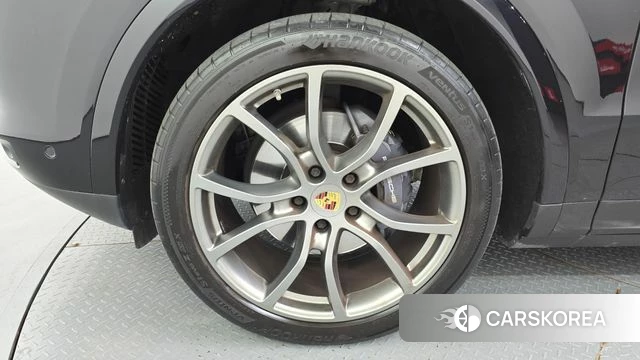 Porsche Cayenne (PO536) id 4836179 из Кореи 29