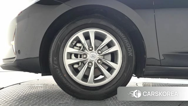 Hyundai The New Avante AD id 4609975 из Кореи 25