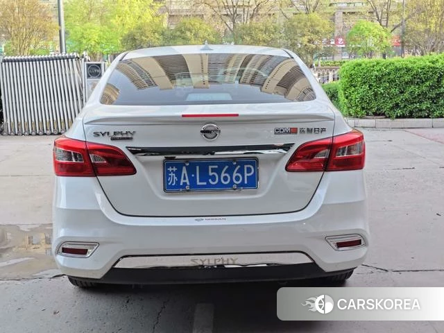 Nissan Sylphy 2021 Белый из Китая, фото 5