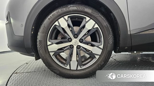 Peugeot 5008 second generation id 5018055 из Кореи 31