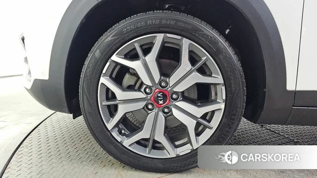 Kia Seltos id 4987995 из Кореи 27