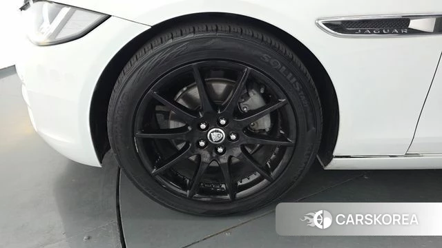 Jaguar XE id 4931183 из Кореи 24
