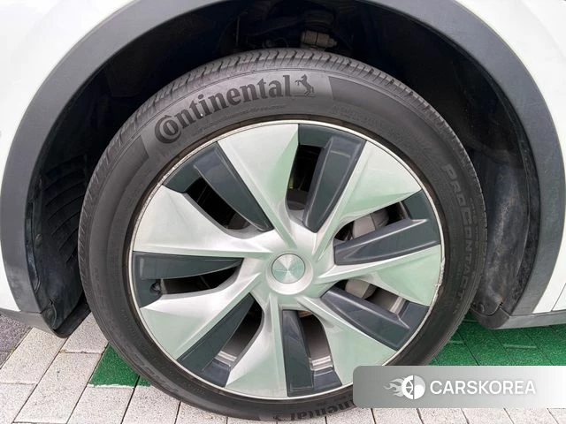 Tesla Model Y id 4929913 из Кореи 10