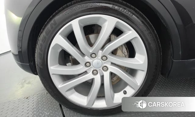 Land Rover Discovery 5 id 5012895 из Кореи 30