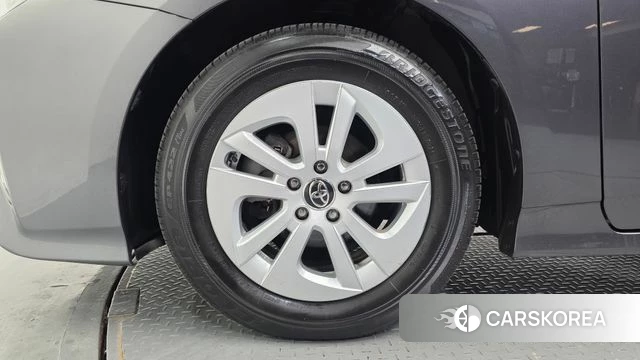 Toyota Prius 4th Generation id 5004650 из Кореи 15