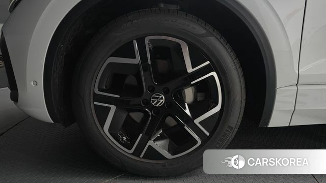 Volkswagen Touareg 3rd generation id 4916116 из Кореи 15