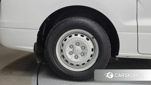 Hyundai The New Grand Starex id 4998906 из Кореи 29