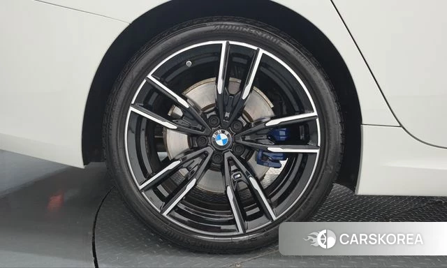 BMW 3 Series (G20) id 4990974 из Кореи 29