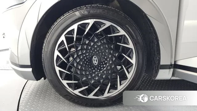 Hyundai Ionic 5 id 3306735 из Кореи 15