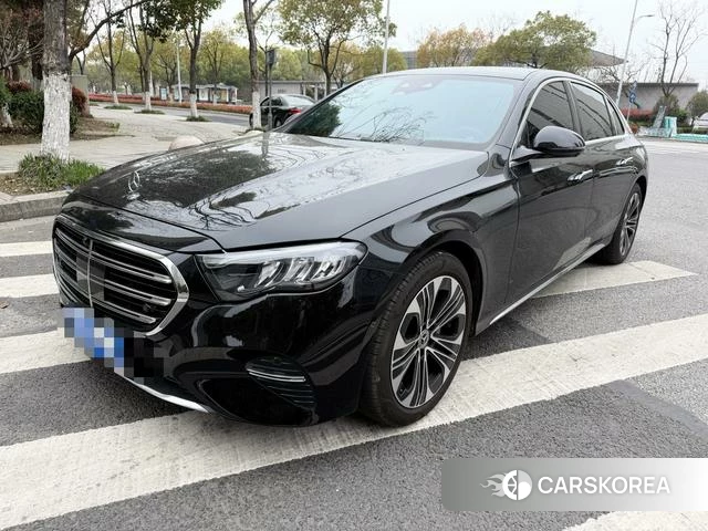 Mercedes-Benz E-Class 2025 Черный из Китая, фото 6