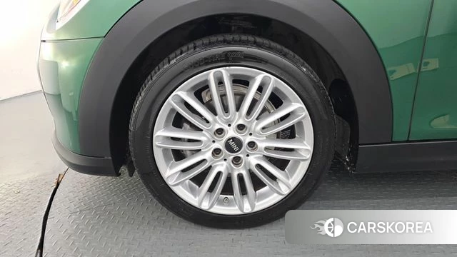 Mini Cooper id 4702429 из Кореи 28