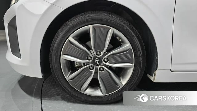 Hyundai Ionic Hybrid id 4765510 из Кореи 27