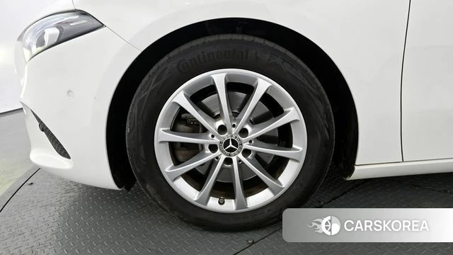 Mercedes-Benz A-Class W177 id 3860956 из Кореи 15