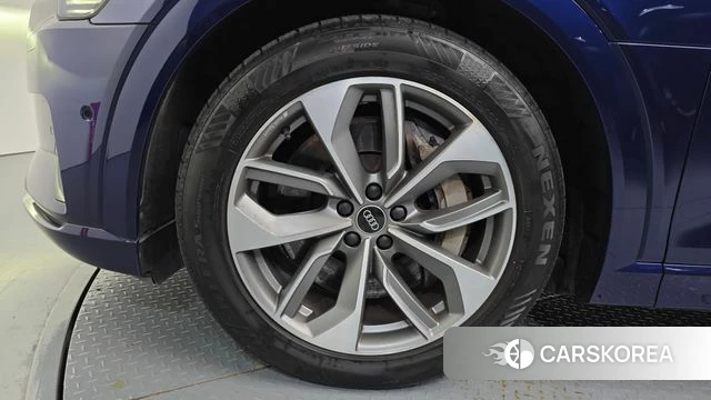 Audi e-Tron id 4936402 из Кореи 25
