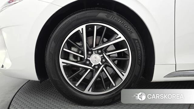 Hyundai The New Grandeur IG id 4959577 из Кореи 27