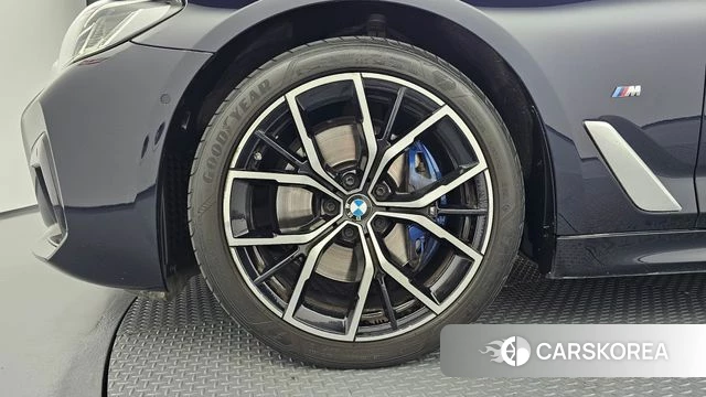 BMW 5 Series (G30) id 4965809 из Кореи 27