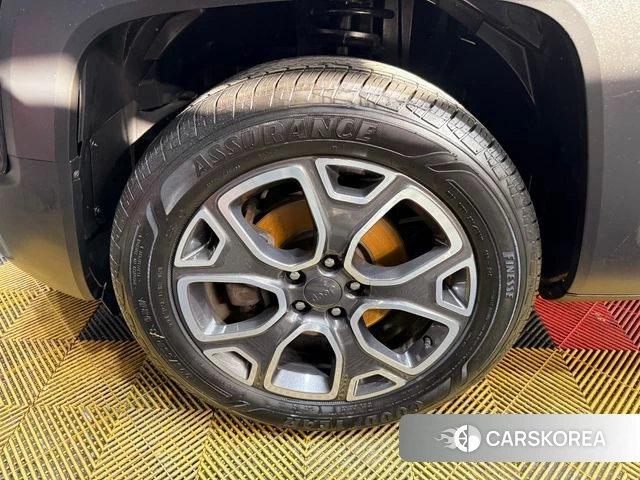 Jeep Renegade id 5029218 из Кореи 11