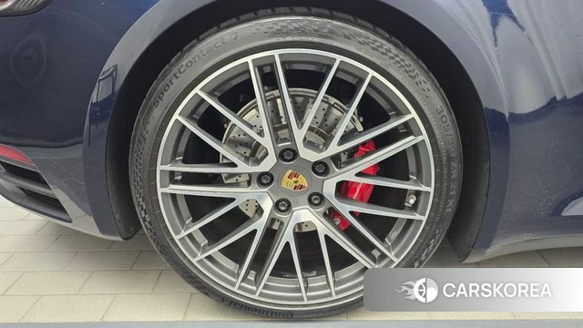 Porsche 911(992) id 4784840 из Кореи 27