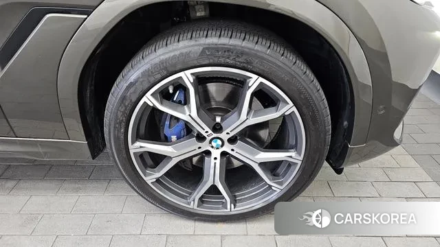 BMW X6 (G06) id 3685563 из Кореи 15