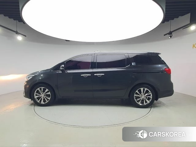 Kia The New Carnival id 4988063 из Кореи 15