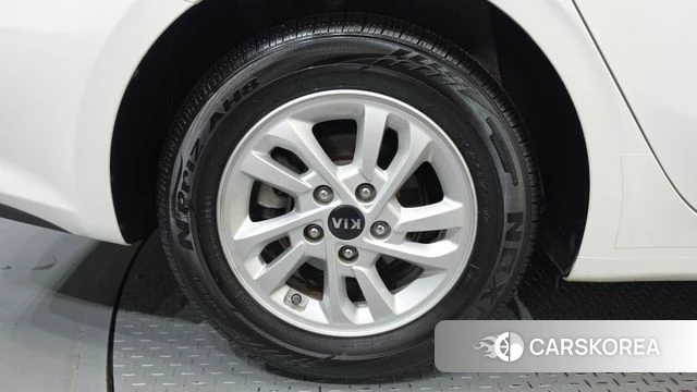 Kia Come New K3 id 5028906 из Кореи 25