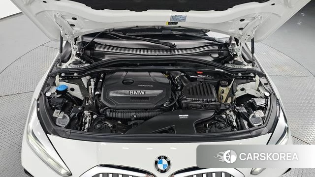 BMW 1 Series (F40) id 5011949 из Кореи 30