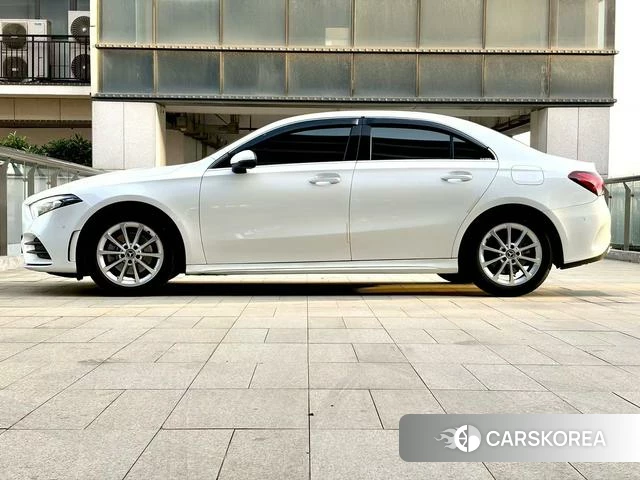 Mercedes-Benz A-Class 2022 Белый из Китая, фото 5