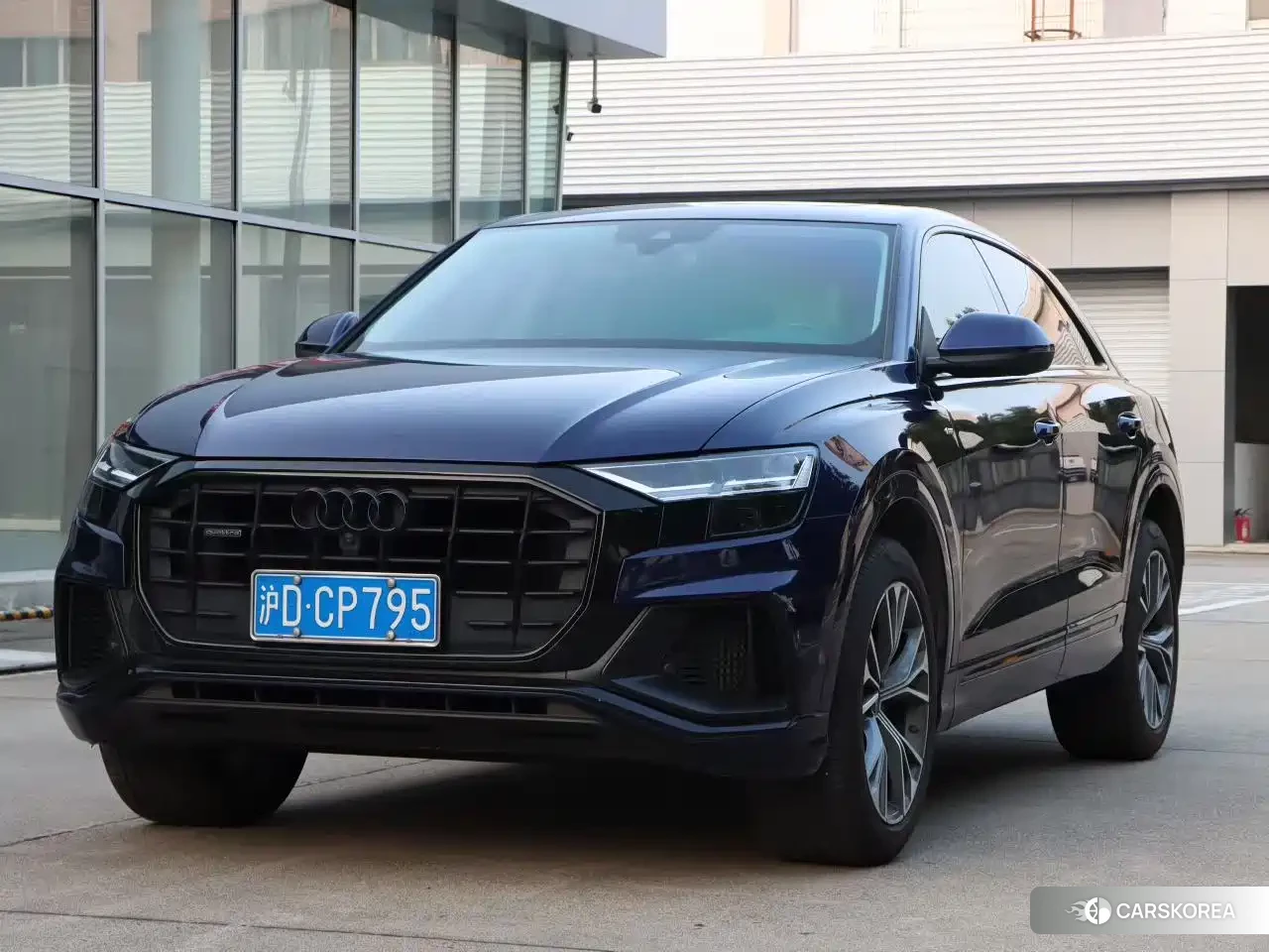 Audi Q8 2021 Синий из Китая, фото 5