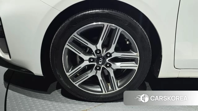 Kia Come New K3 id 5048644 из Кореи 26