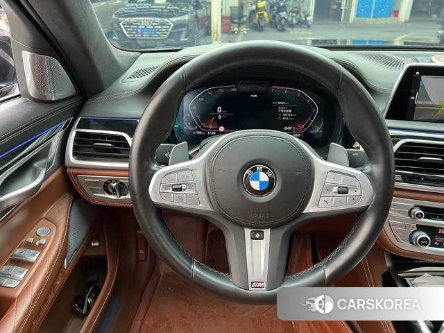 BMW 7 series 2023 Черный из Китая, фото 5