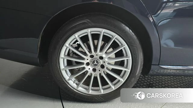 Mercedes-Benz E-Class W213 id 5047733 из Кореи 31