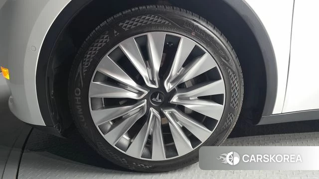 Tesla Model Y id 4625200 из Кореи 15