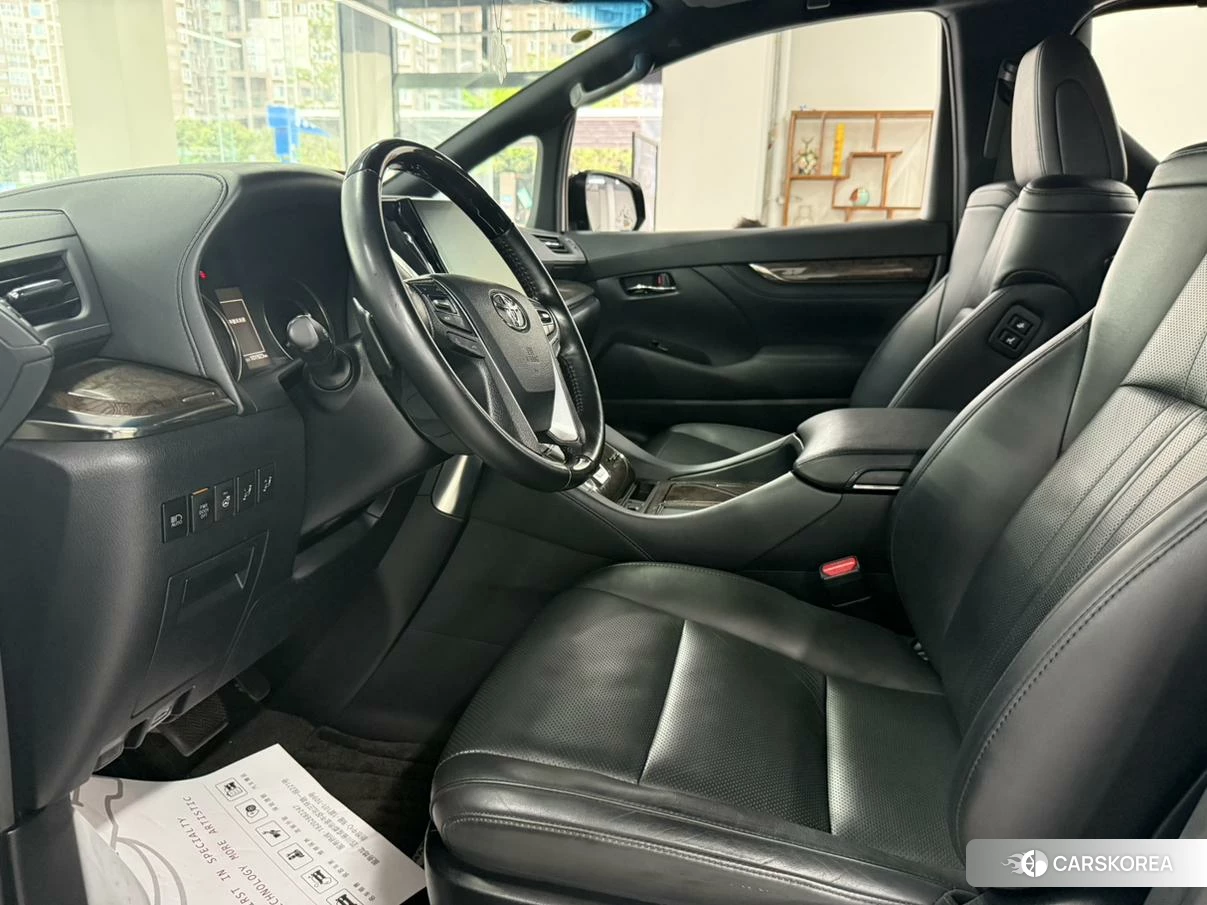 Toyota Alphard 2021 Черный из Китая, фото 5