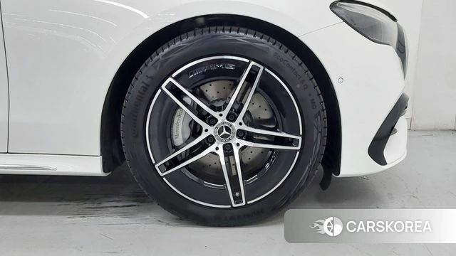 Mercedes-Benz E-Class W214 id 4984849 из Кореи 13