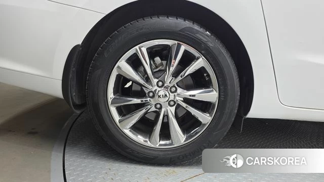 Kia The New Carnival id 5054213 из Кореи 29