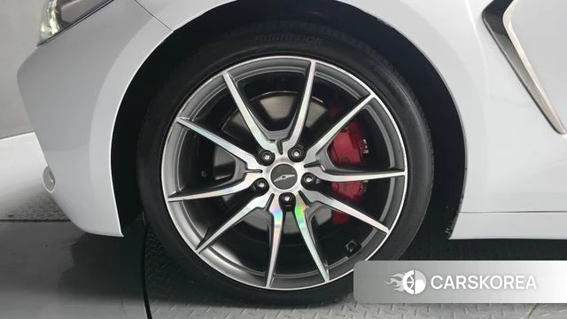 Genesis G70 id 5029191 из Кореи 31