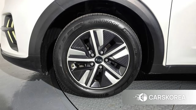 Kia The New Niro id 5013491 из Кореи 15