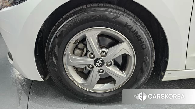 Hyundai Avante AD id 4998927 из Кореи 27