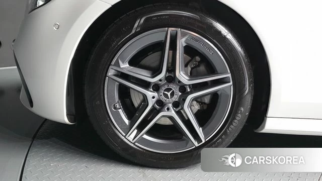 Mercedes-Benz E-Class W213 id 5033439 из Кореи 26