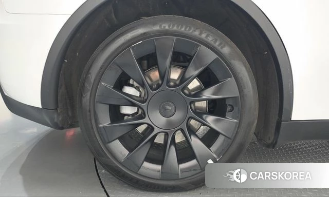 Tesla Model Y id 4996380 из Кореи 27