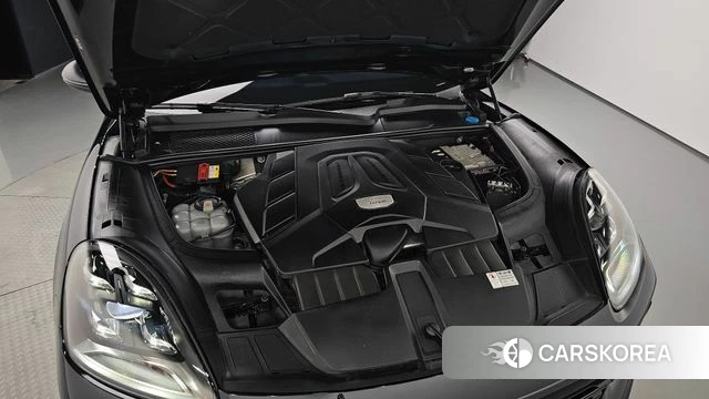 Porsche Cayenne (PO536) id 4923489 из Кореи 30