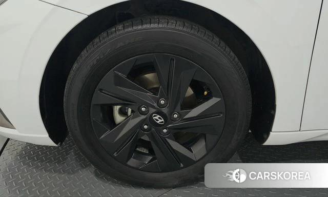 Hyundai Avante Hybrid (CN7) id 4986643 из Кореи 25