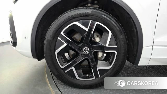 Volkswagen Touareg 3rd generation id 4957460 из Кореи 32
