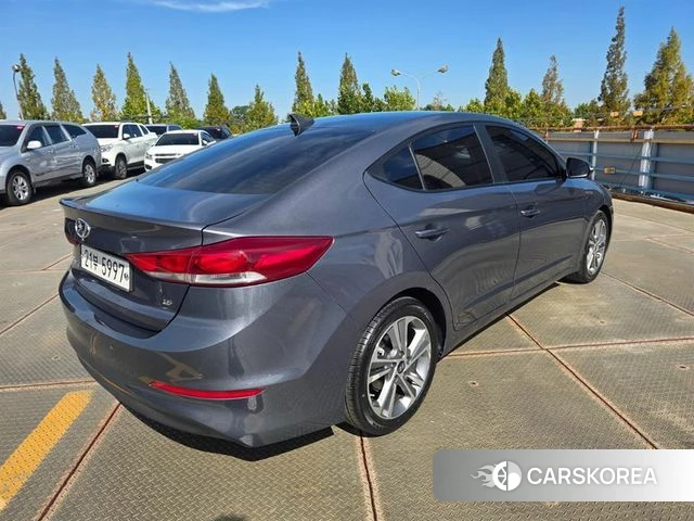 Hyundai Avante AD id 5000809 из Кореи 15