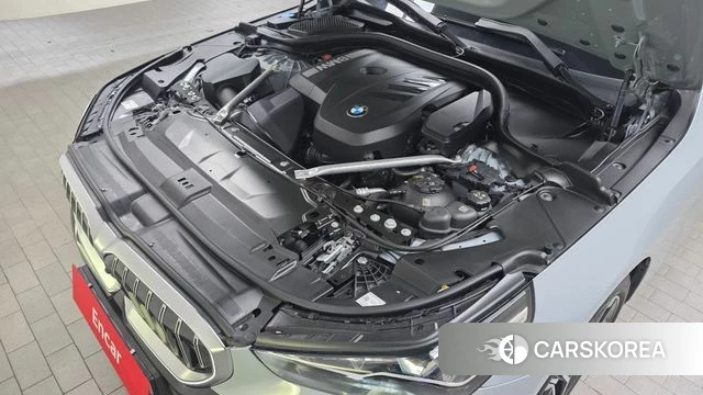 BMW 5 Series (G60) id 5033115 из Кореи 25