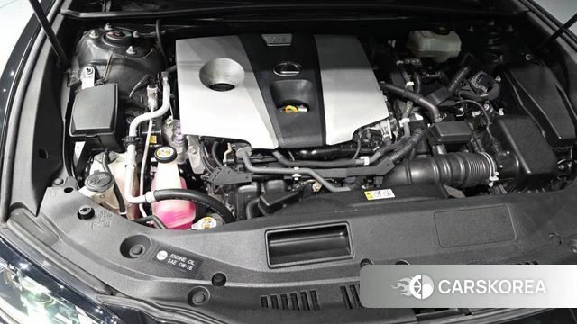 Lexus ES300h 7th generation id 4998519 из Кореи 31