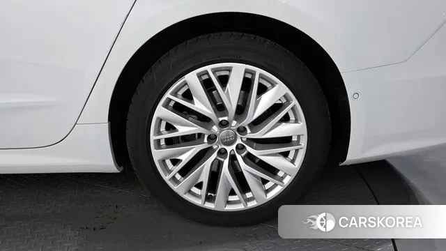 Audi A7 (4K) id 3128555 из Кореи 15