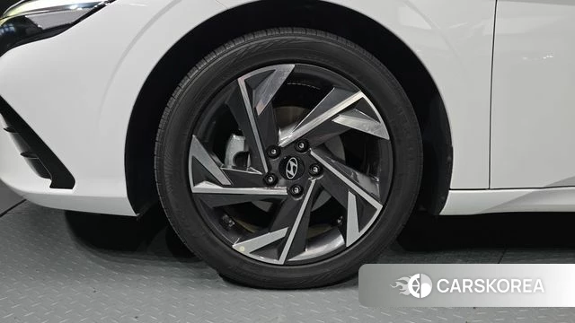 Hyundai The New Avante (CN7) id 5016621 из Кореи 32